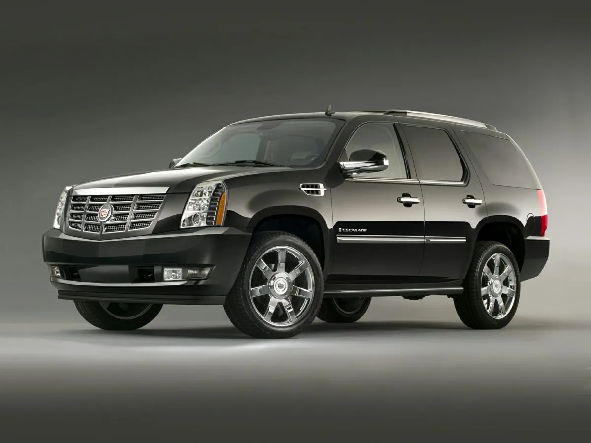 2010 Cadillac Escalade Premium's photo