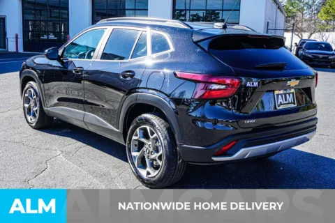 More photos of 2025 Chevrolet Trax LT at ALM Kennesaw, GA