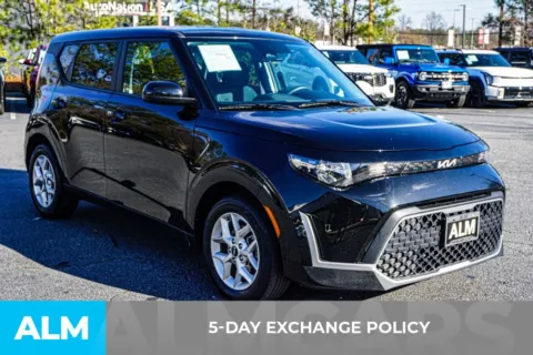 More photos of 2024 Kia Soul LX at ALM Kennesaw, GA