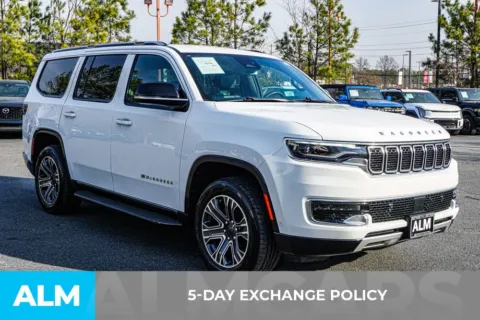 More photos of 2024 Jeep Wagoneer Series II at ALM Kennesaw, GA