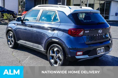 More photos of 2024 Hyundai Venue Limited at ALM Kennesaw, GA