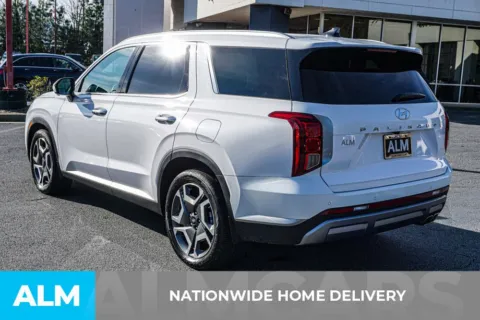 More photos of 2024 Hyundai Palisade SEL at ALM Kennesaw, GA