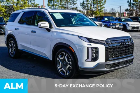 More photos of 2024 Hyundai Palisade SEL at ALM Kennesaw, GA