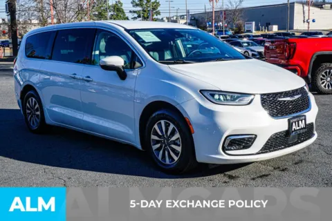 Another view of 2023 Chrysler Pacifica Hybrid Touring L for sale in Kennesaw, GA at ALM Kennesaw
