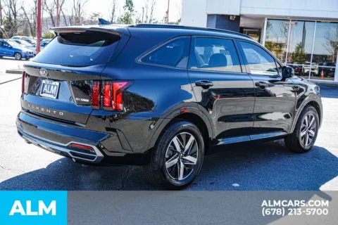 More photos of 2021 Kia Sorento EX at ALM Kennesaw, GA