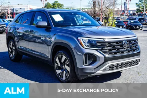 Another view of 2024 Volkswagen Atlas Cross Sport 2.0T SE w/Technology for sale in Kennesaw, GA at ALM Kennesaw