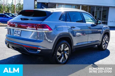 More photos of 2024 Volkswagen Atlas Cross Sport 2.0T SE w/Technology at ALM Kennesaw, GA