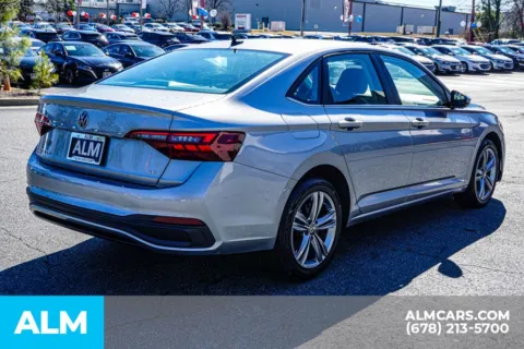 More photos of 2024 Volkswagen Jetta 1.5T SE at ALM Kennesaw, GA