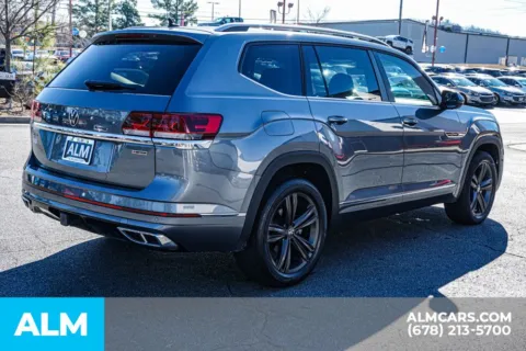 More photos of 2022 Volkswagen Atlas 3.6L V6 SEL R-Line at ALM Kennesaw, GA