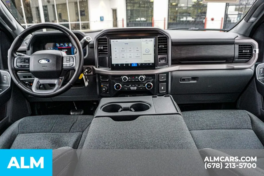 2025 Ford F-150 XLT - Photo 25