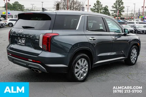 More photos of 2025 Hyundai Palisade SEL at ALM Kennesaw, GA