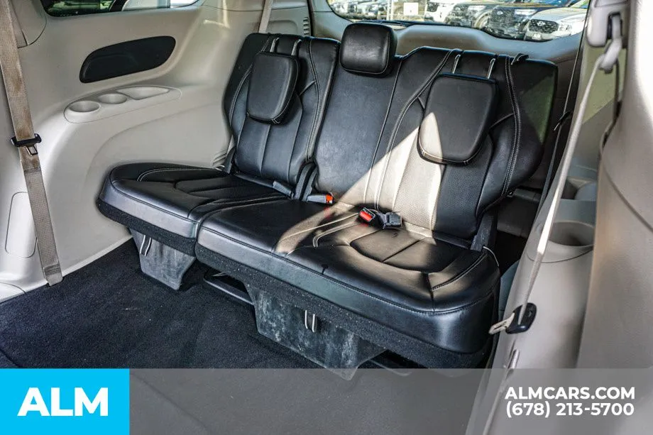 2024 Chrysler Pacifica Touring L - Photo 22