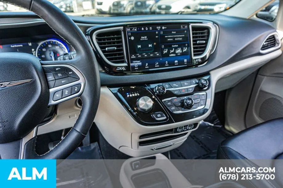 2024 Chrysler Pacifica Touring L - Photo 38
