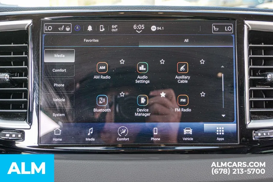 2024 Chrysler Pacifica Touring L - Photo 40