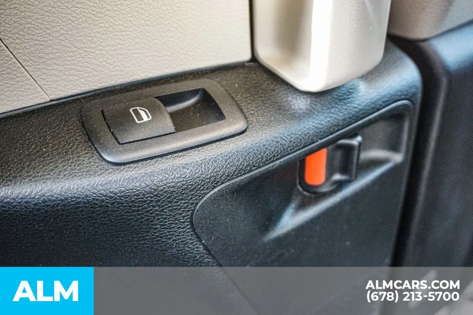 2024 Chrysler Pacifica Touring L - Photo 34