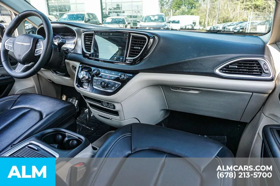 2024 Chrysler Pacifica Touring L - Photo 27