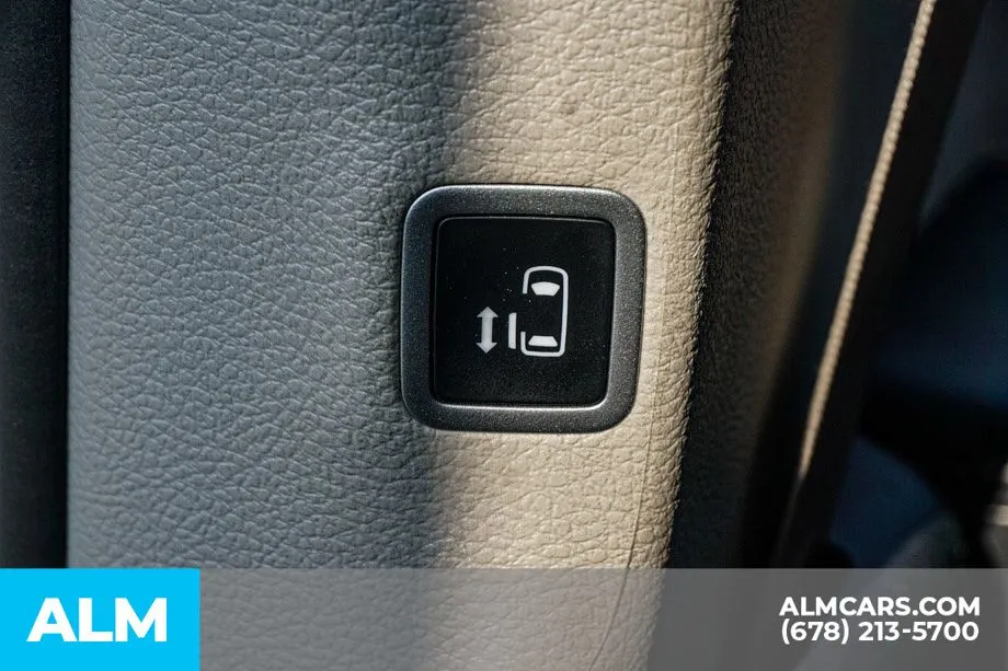 2024 Chrysler Pacifica Touring L - Photo 35