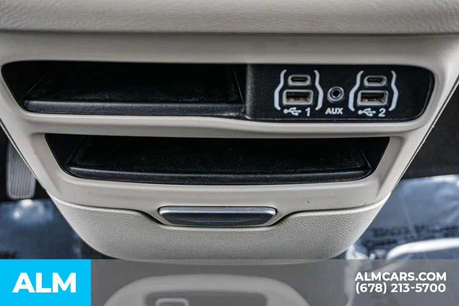 2024 Chrysler Pacifica Touring L - Photo 48