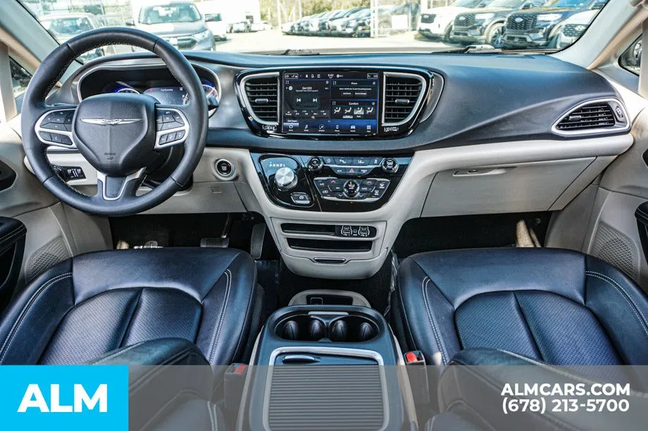 2024 Chrysler Pacifica Touring L - Photo 28