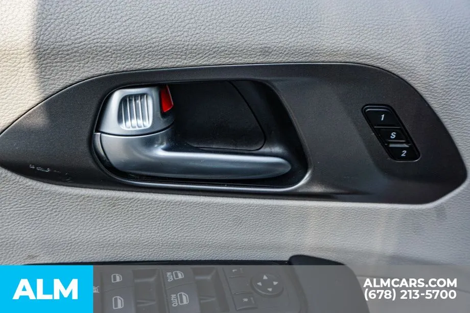 2024 Chrysler Pacifica Touring L - Photo 54