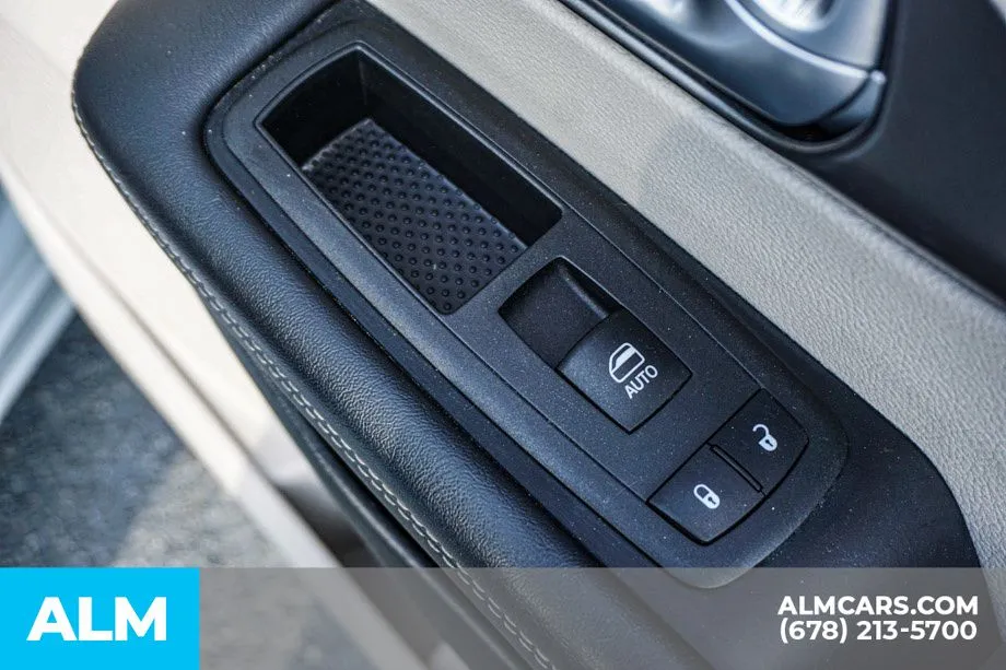 2024 Chrysler Pacifica Touring L - Photo 57