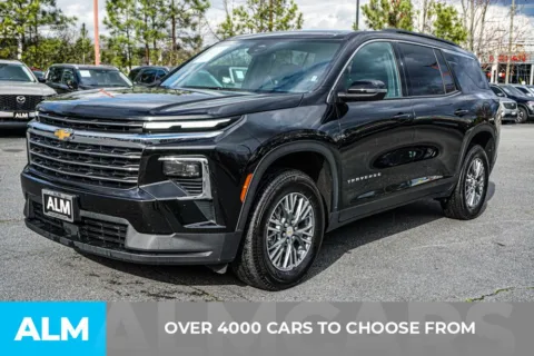 Photos of 2025 Chevrolet Traverse LT for sale in Kennesaw, GA at ALM Kennesaw