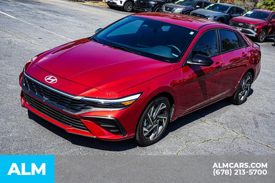 2025 Hyundai Elantra SEL - Photo 15