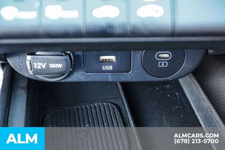 2025 Hyundai Elantra SEL - Photo 41