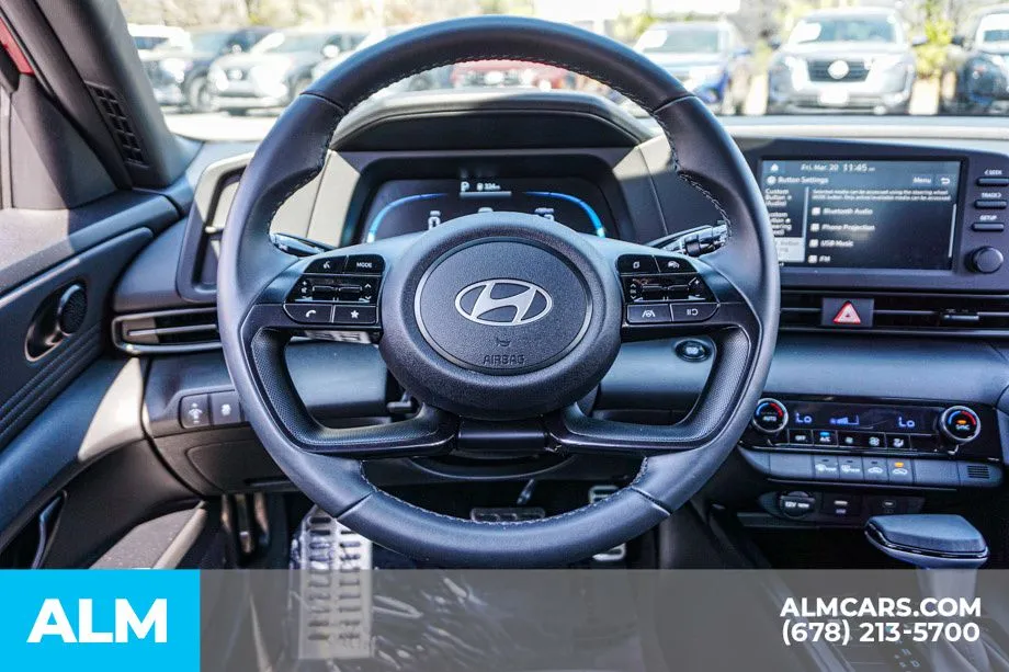 2025 Hyundai Elantra SEL - Photo 28