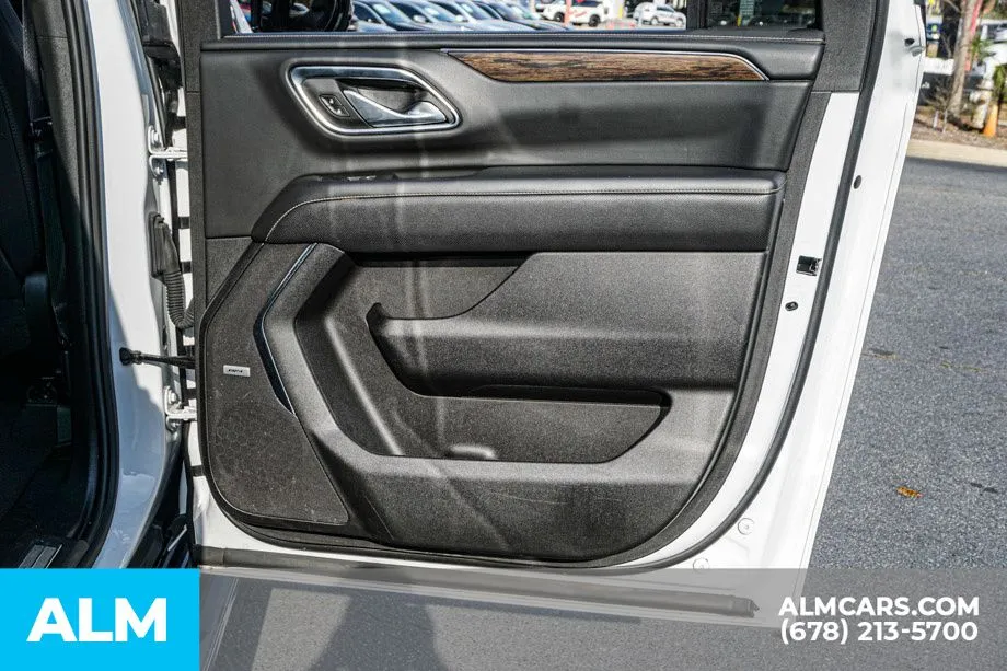 2024 Chevrolet Suburban Premier - Photo 60