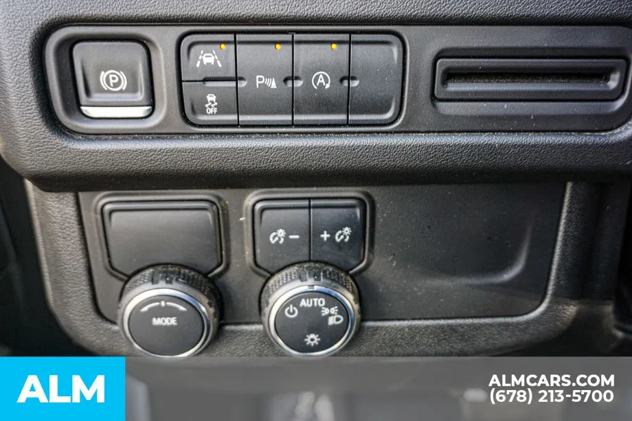 2024 Chevrolet Suburban Premier - Photo 49
