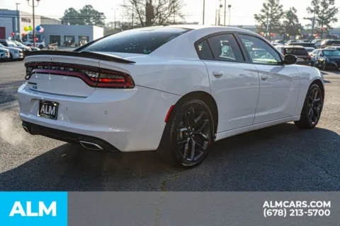 More photos of 2019 Dodge Charger SXT at ALM Kennesaw, GA