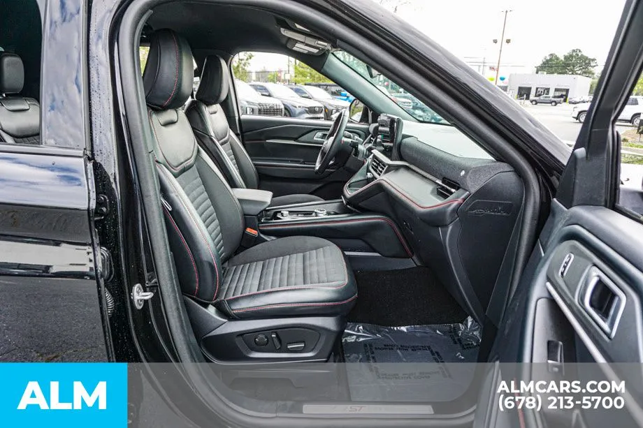 2025 Ford Explorer ST-LINE - Photo 25