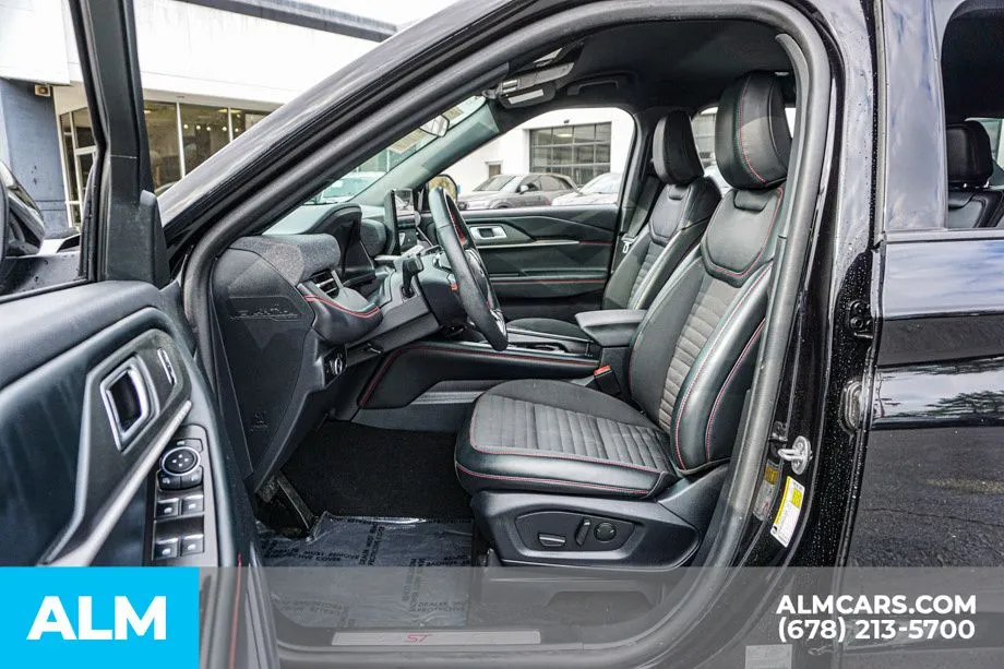 2025 Ford Explorer ST-LINE - Photo 19