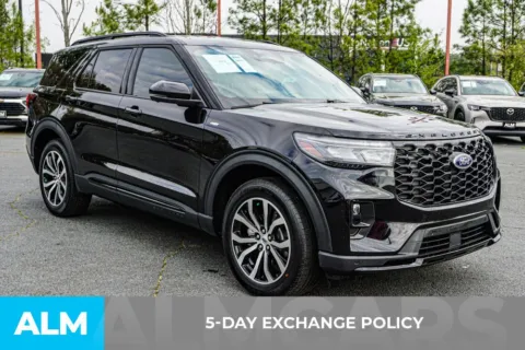 More photos of 2025 Ford Explorer ST-Line at ALM Kennesaw, GA