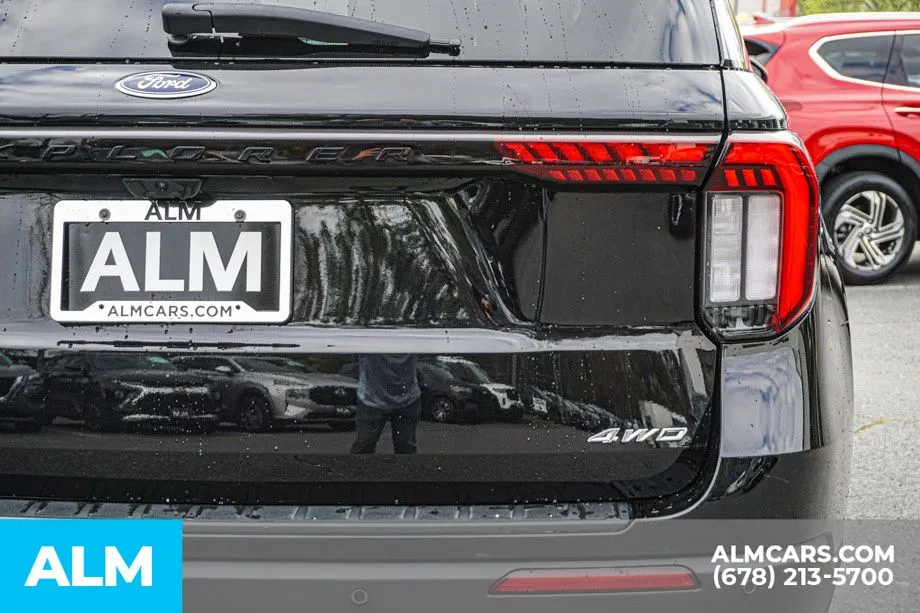2025 Ford Explorer ST-LINE - Photo 13