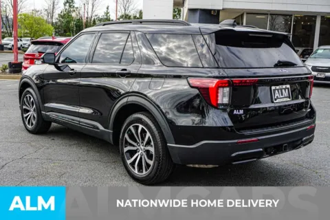More photos of 2025 Ford Explorer ST-Line at ALM Kennesaw, GA
