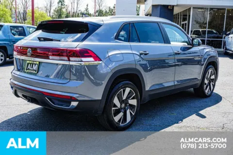 More photos of 2025 Volkswagen Atlas Cross Sport 2.0T SE w/Technology at ALM Kennesaw, GA