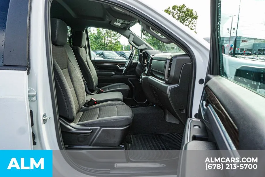 2025 Chevrolet Silverado 2500HD LT - Photo 23