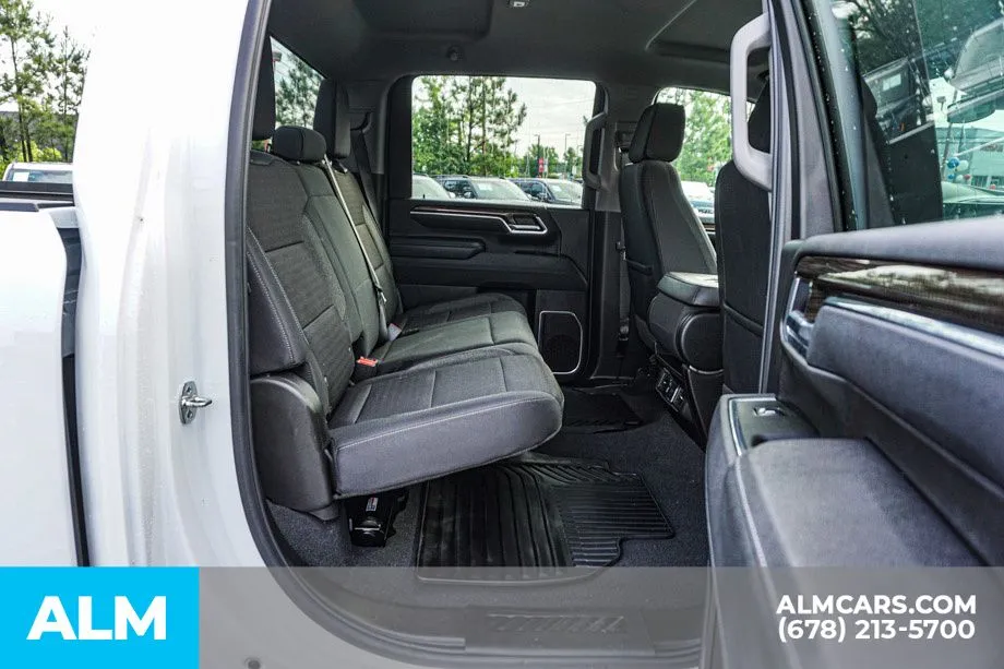 2025 Chevrolet Silverado 2500HD LT - Photo 22