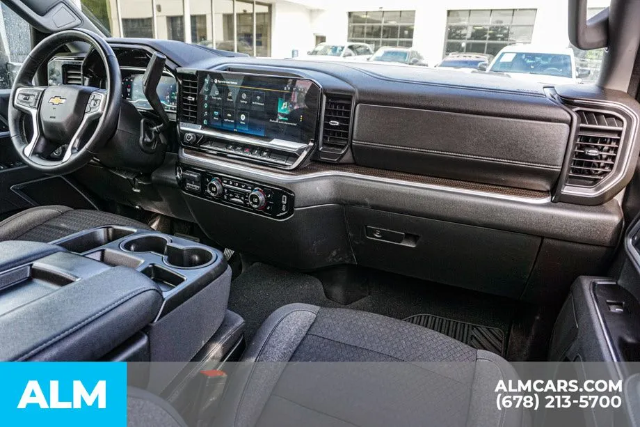 2025 Chevrolet Silverado 2500HD LT - Photo 24