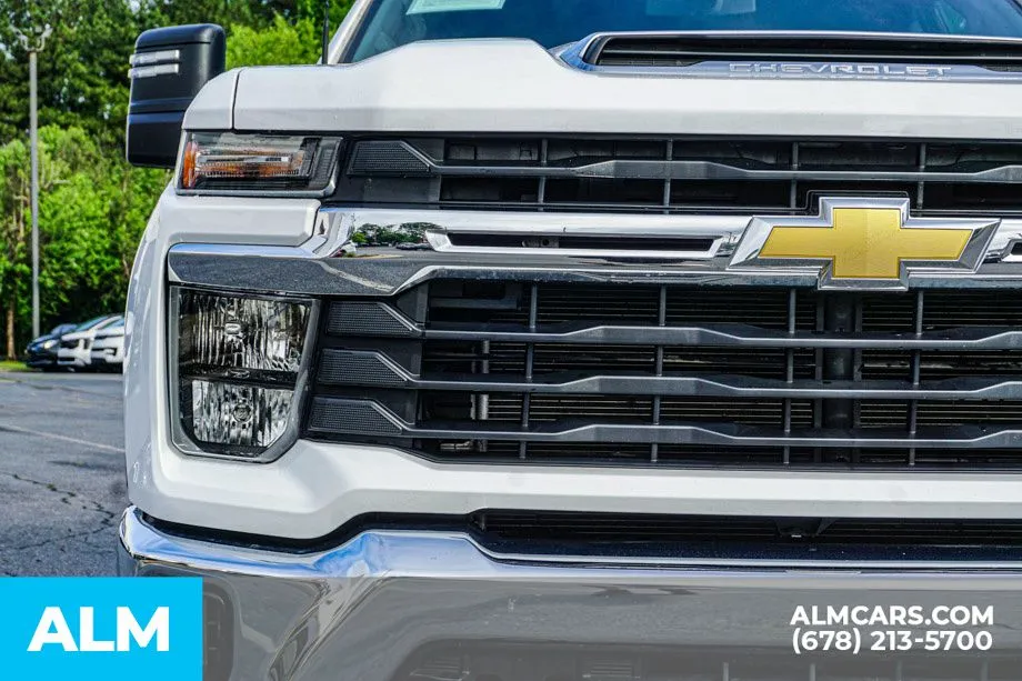 2025 Chevrolet Silverado 2500HD LT - Photo 12