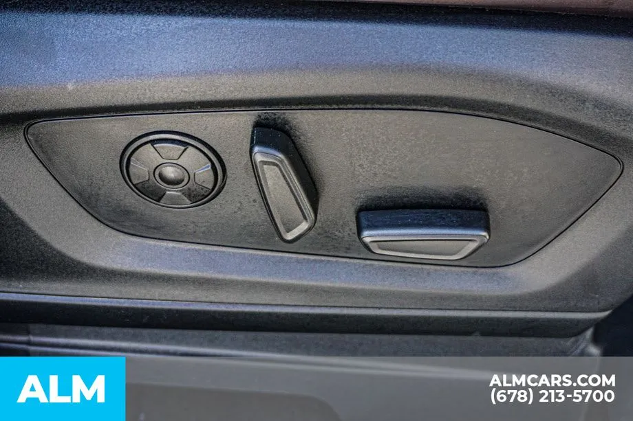 2025 Ford Explorer Platinum - Photo 58