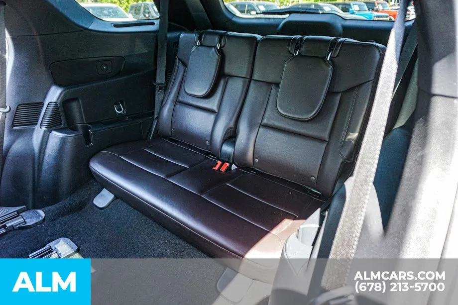 2025 Ford Explorer Platinum - Photo 22