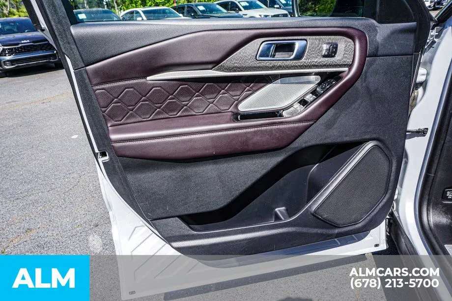 2025 Ford Explorer Platinum - Photo 50