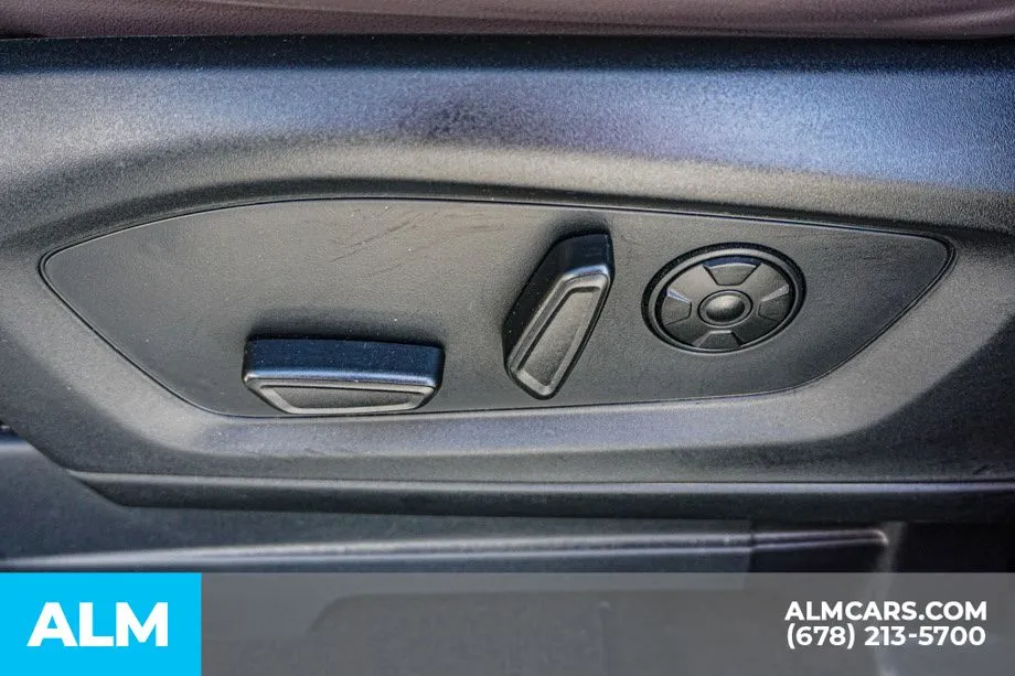 2025 Ford Explorer Platinum - Photo 53