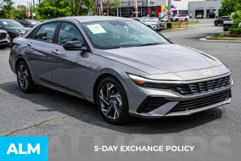 More photos of 2025 Hyundai Elantra SEL Sport at ALM Kennesaw, GA