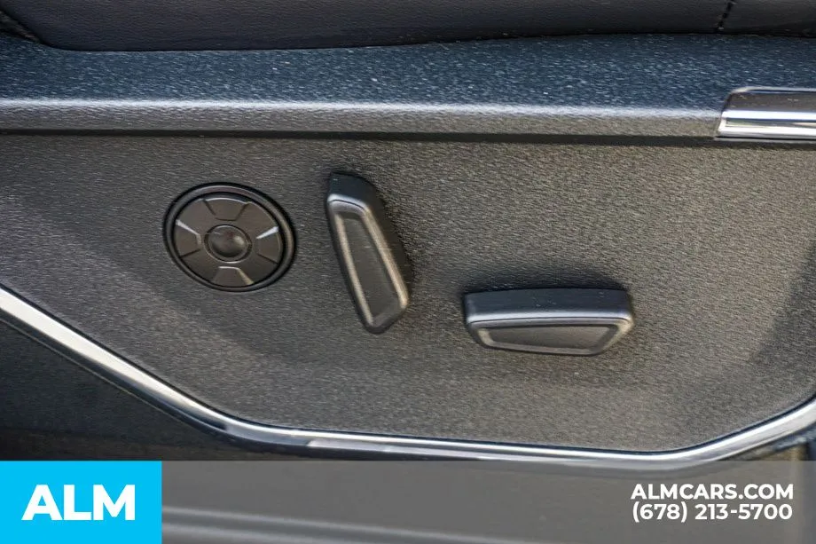 2025 Ford F-250 Super Duty Platinum - Photo 59