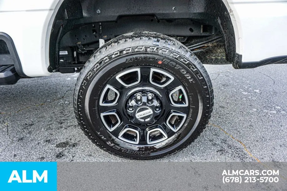 2025 Ford F-250 Super Duty Platinum - Photo 17