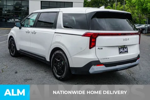More photos of 2025 Kia Carnival LXS at ALM Kennesaw, GA